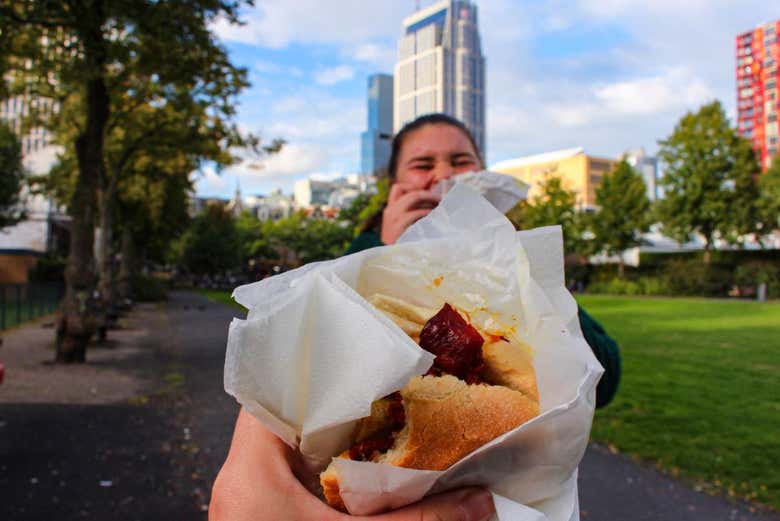 Taste delicious Dutch delicacies 