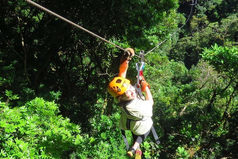 Enjoy an exciting zipline circuit