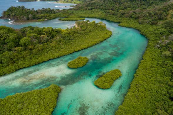 Excursión a Venas Azules y Playa Blanca