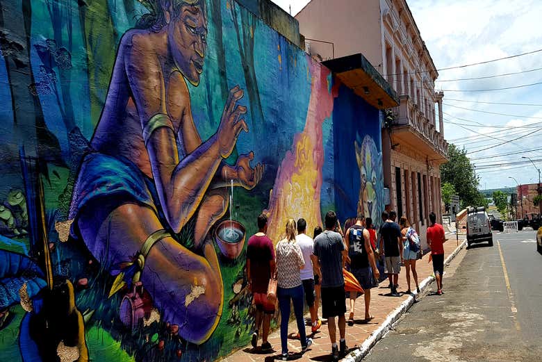 Incredible graffiti in the streets of Asunción