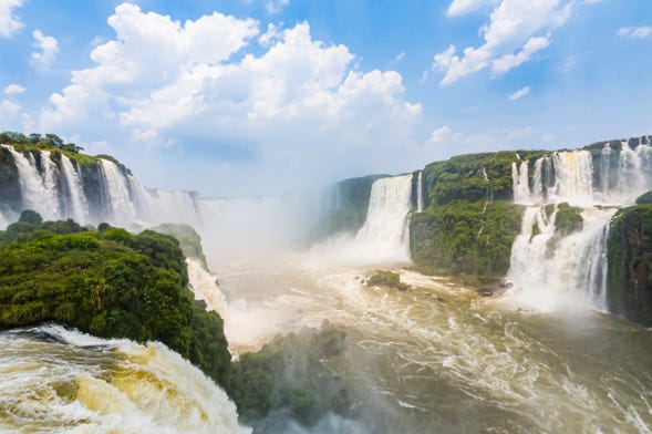 Lado brasileño de las Cataratas del Iguazú + Parque das Aves