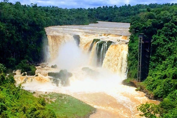 Saltos del Monday, Parque Aventura e Marco das Três Fronteiras