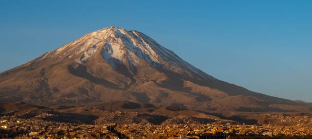 Arequipa to Misti Volcanco 2-Day Small-Group Climbing Trip 2024