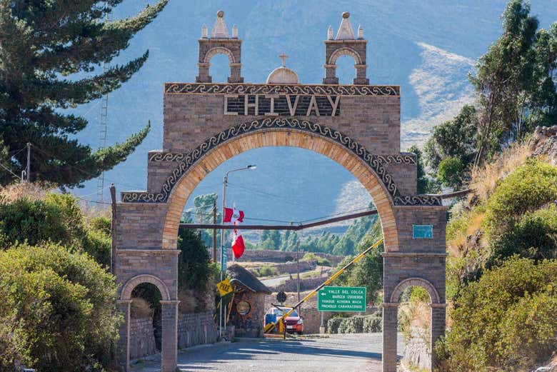 Entrada a la villa peruana de Chivay