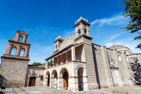 Tour por las iglesias de Ayacucho