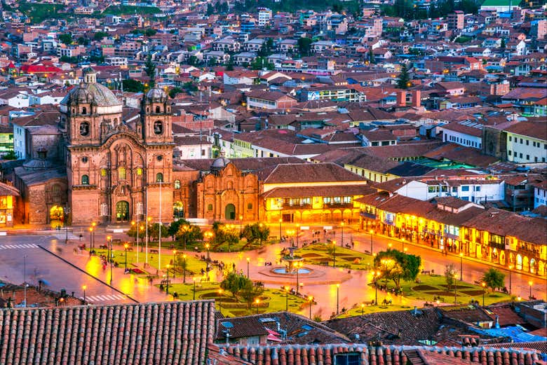 Discover the magic of Cusco at night!