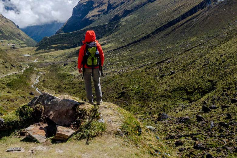 Haciendo trekking por el interior de Perú