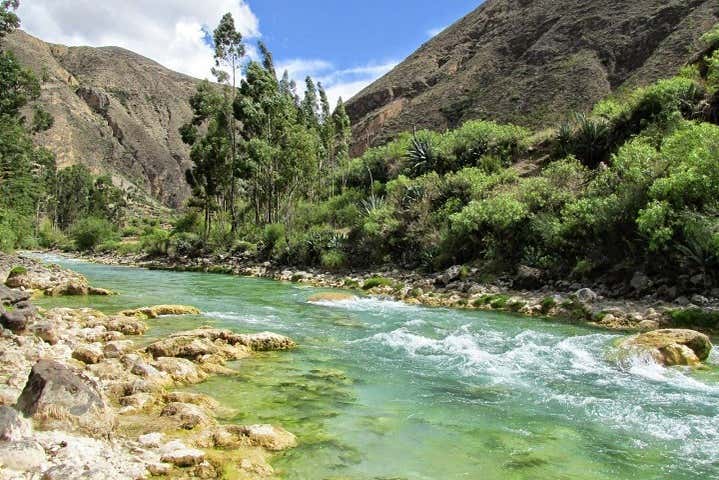 Admire the beautiful Peruvian landscapes