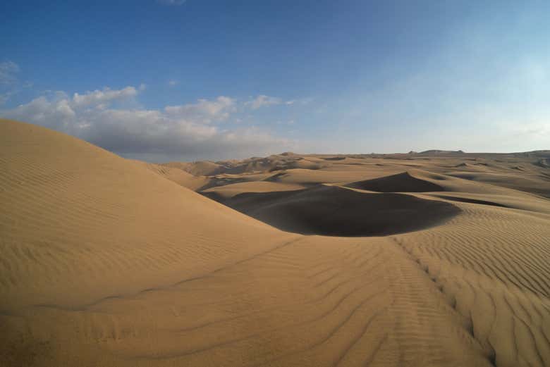 Atravessando as dunas do deserto de Ica