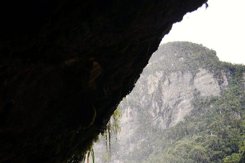 Velo de la Novia falls & Cerro Pan de Azúcar in the background