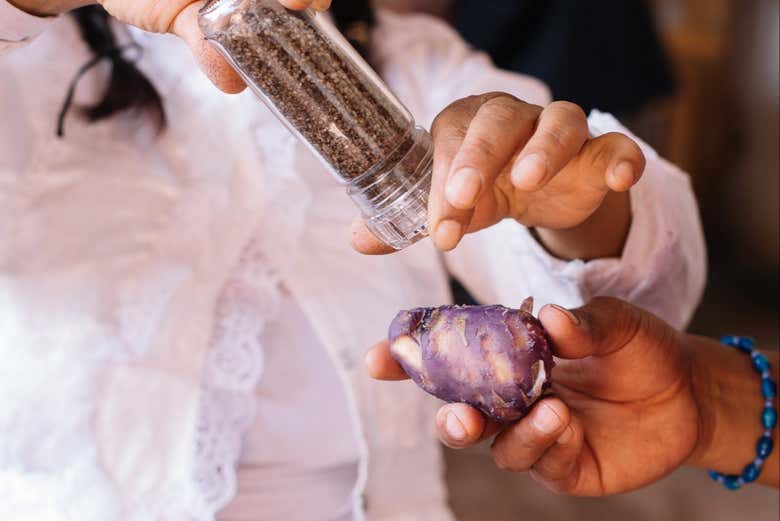 Participaréis en tres talleres de artesanías tradicionales