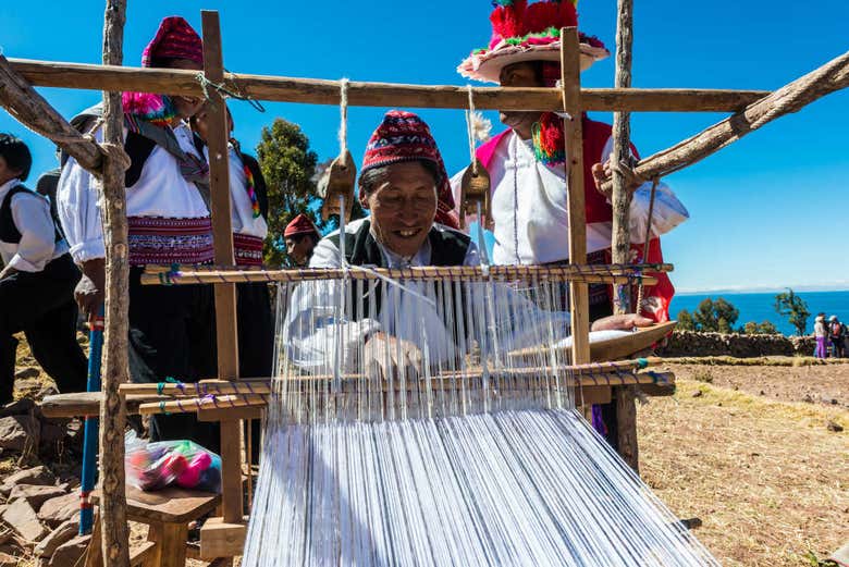 Meeting the weavers of Taquile