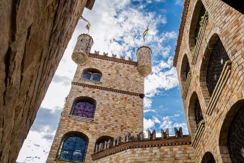 Fachada del Castillo de Lamas