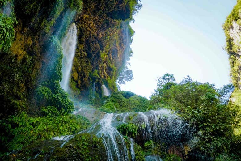 A waterfall in the Derrepente River