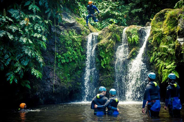 Descenso de cañones