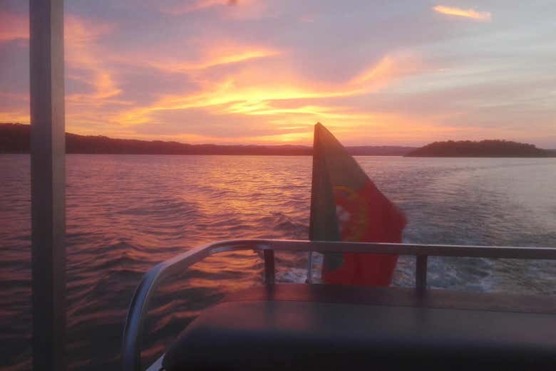 Atardecer en el lago Alqueva