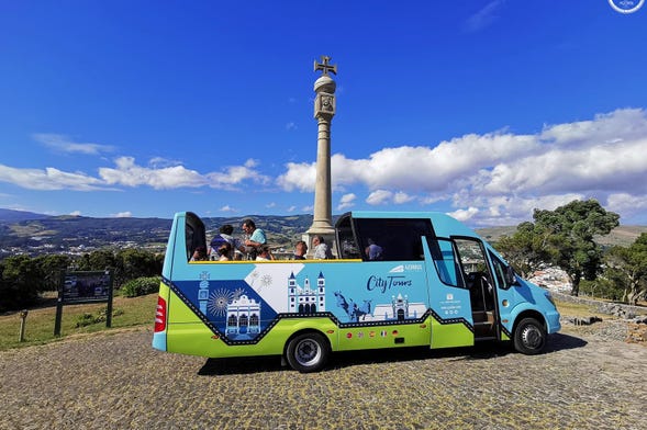 Tour panorámico por Angra do Heroísmo