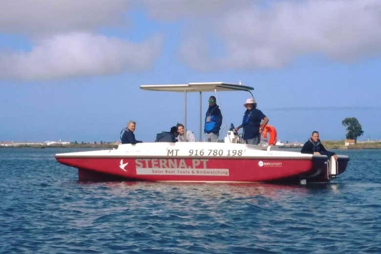 Passeio de barco solar privado pela ria de Aveiro - Civitatis