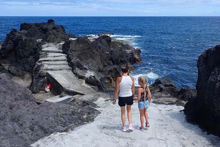 Passeando pela costa do Faial