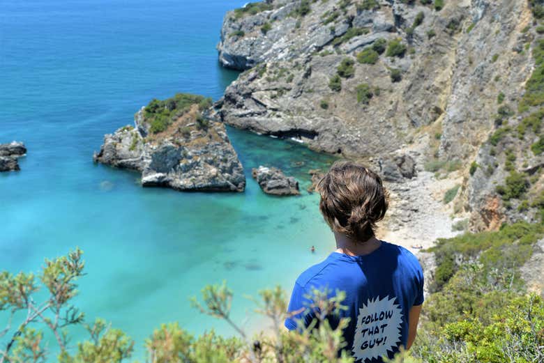 Contemplando a praia do Ribeiro do Cavalo