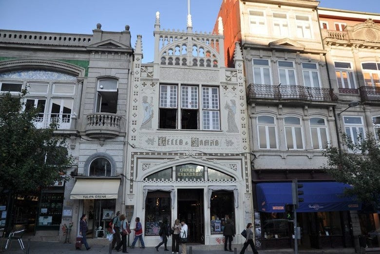 The front of Lello bookshop