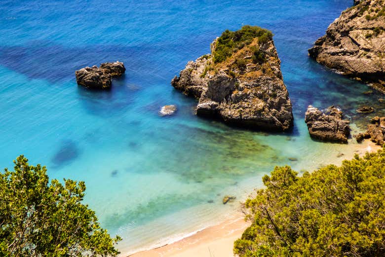 Praia do Ribeiro do Cavalo, em Sesimbra