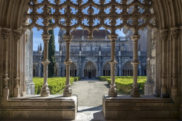 Excursión a los monasterios de Batalha y Alcobaça