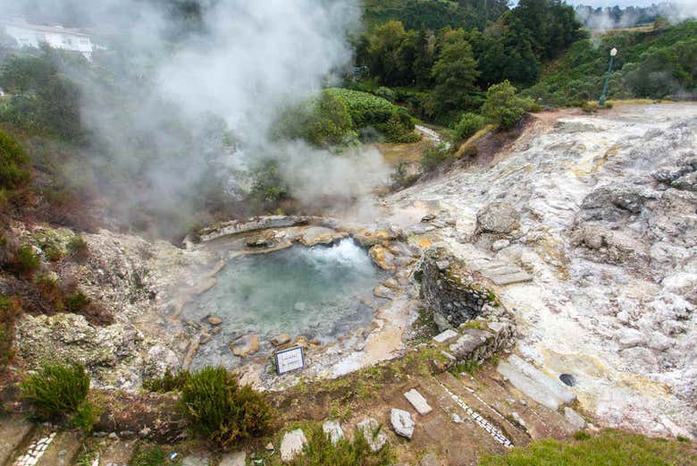 Furnas Jeep Tour + Tea Plantations, Ponta Delgada - Civitatis.com