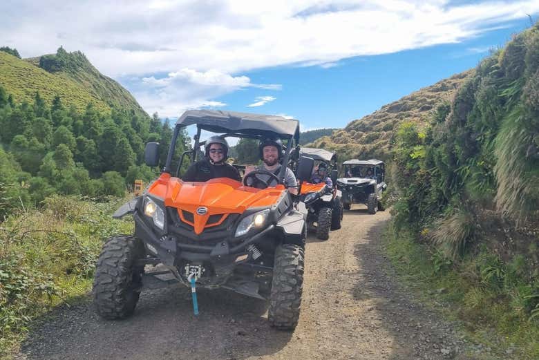 Desfrutando do tour de buggy