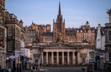 Full Day Edinburgh Walking Tour + Entry Tickets