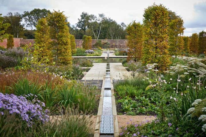 Walk through the Weston Walled Garden