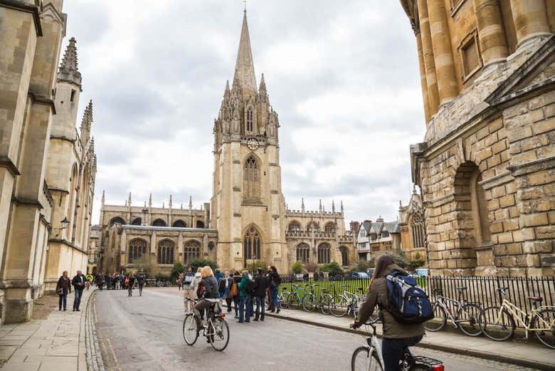 Cycling around the city centre