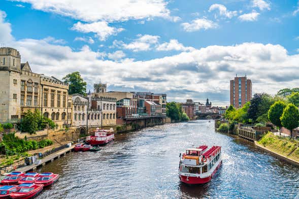 Paseo en barco por York