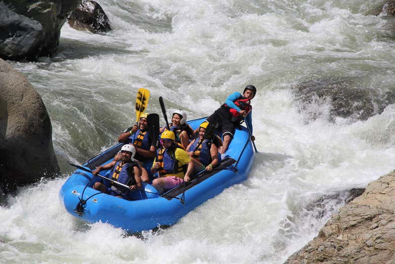 Disfrutando de la experiencia de rafting