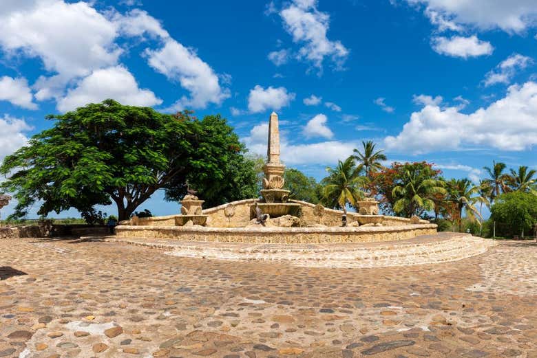 Traveso Fountain at Altos Chavon