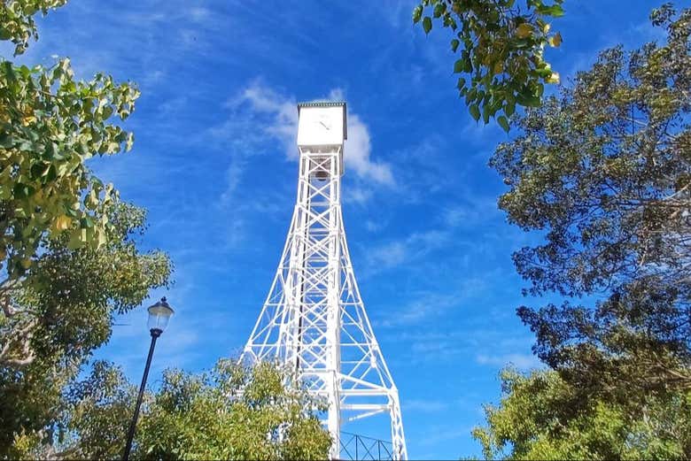 See the clock tower in Monte Cristi 