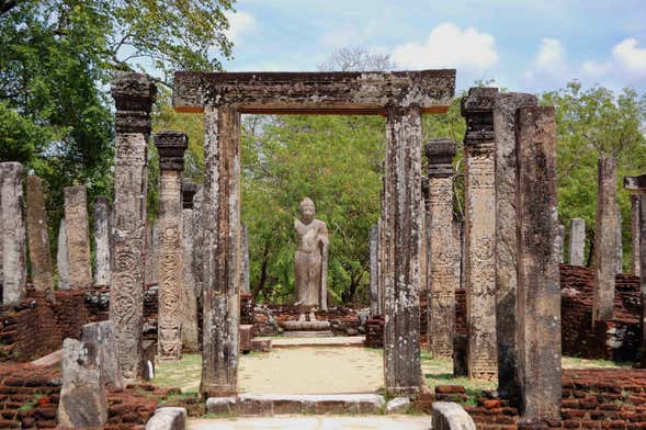 Excursão a Polonnaruva e Pidurangala