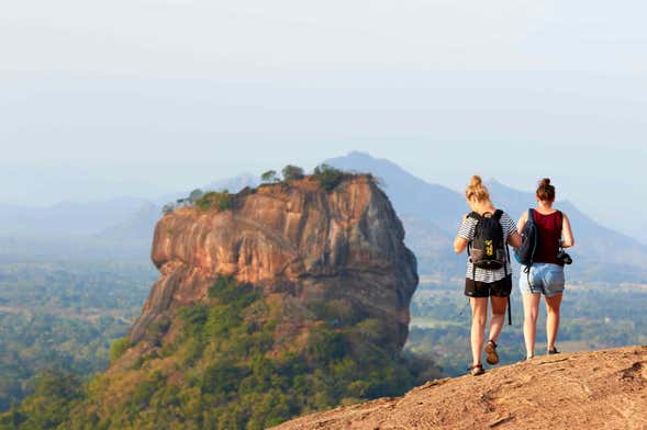 Pidurangala & Hiriwaduna Village Private Excursion