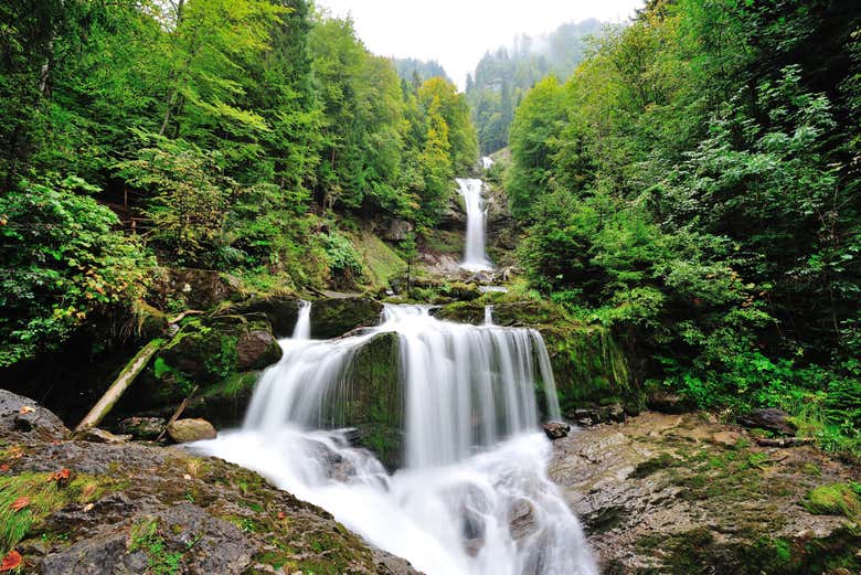 See the breathtaking Giessbach Falls