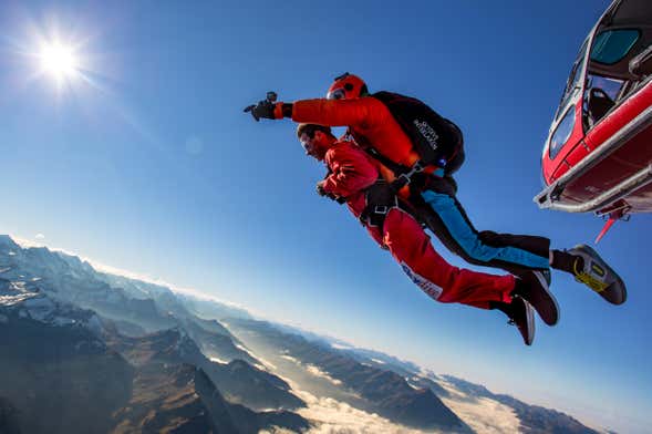 Skydiving in Interlaken