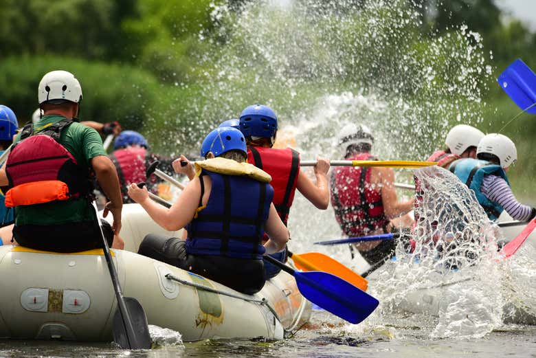 Go rafting in Interlaken