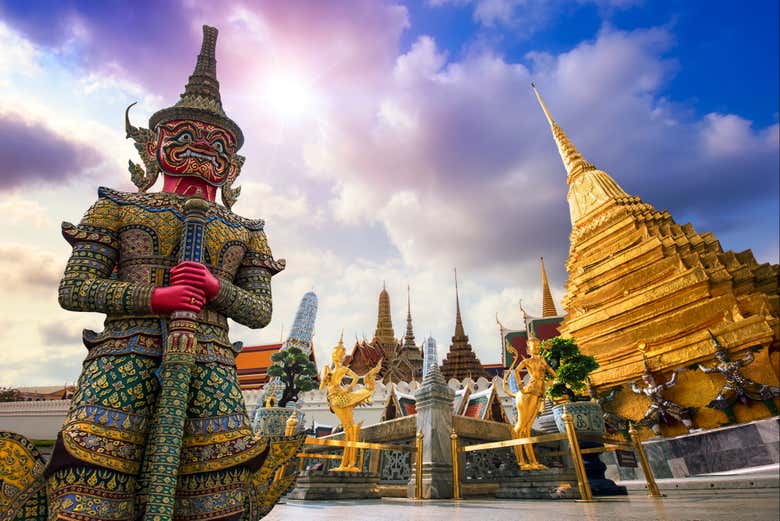 Vista sul Tempio Wat Phra, dove si trova il Buddha di Smeraldo