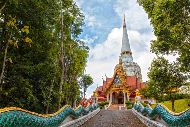 Ingresso del tempio di Wat Bang Riang