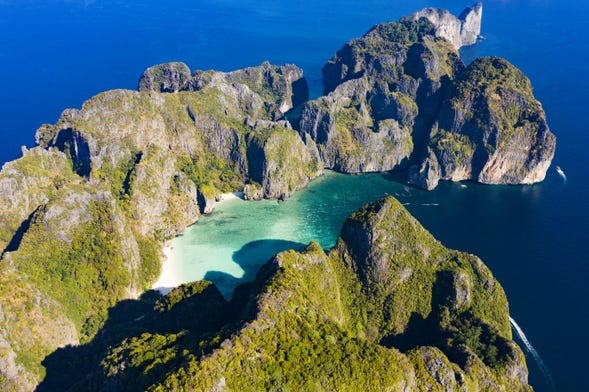 Visite des îles Phi Phi en bateau à moteur