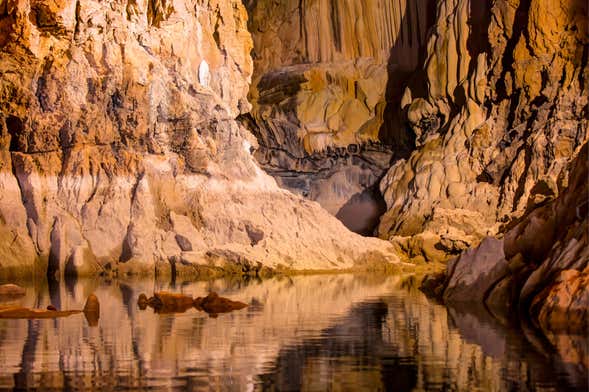 Altinbesik Cave, Avasun and Ürünlü Tour