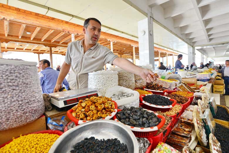 the central market of samarcanda