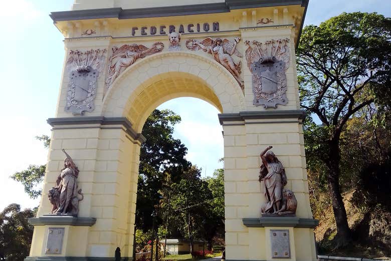 Arco de la Federación, en El Calvario