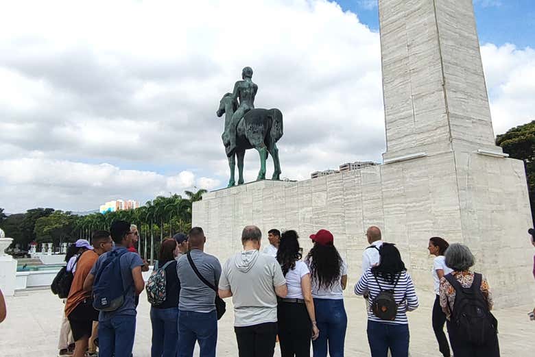 Monumento del Indio a Caballo